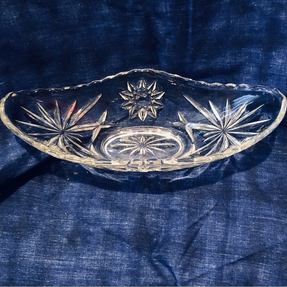 Intricate Cut Glass Decorative starburst candy dish - Picture 2 of 10